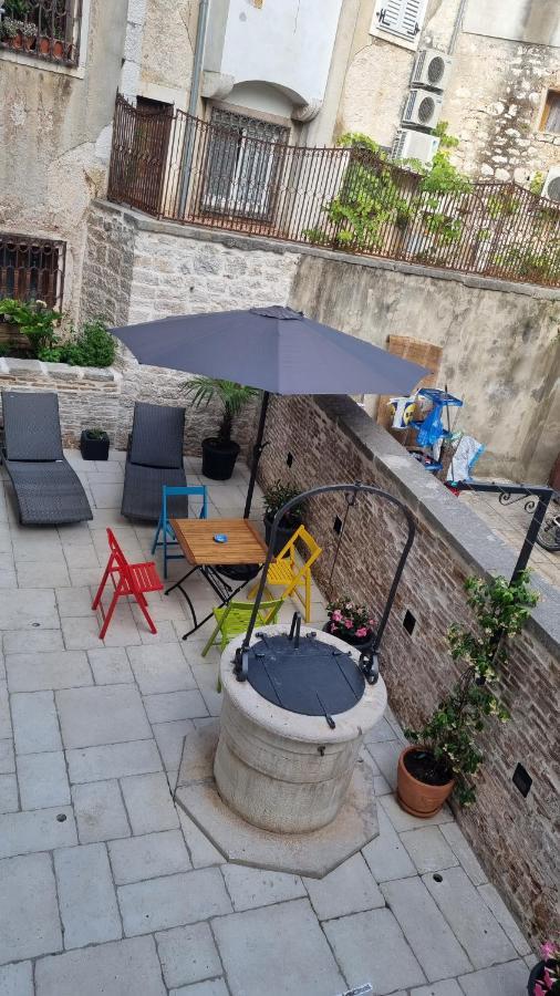 Dc II Downtown Apartment Rovinj Eksteriør billede