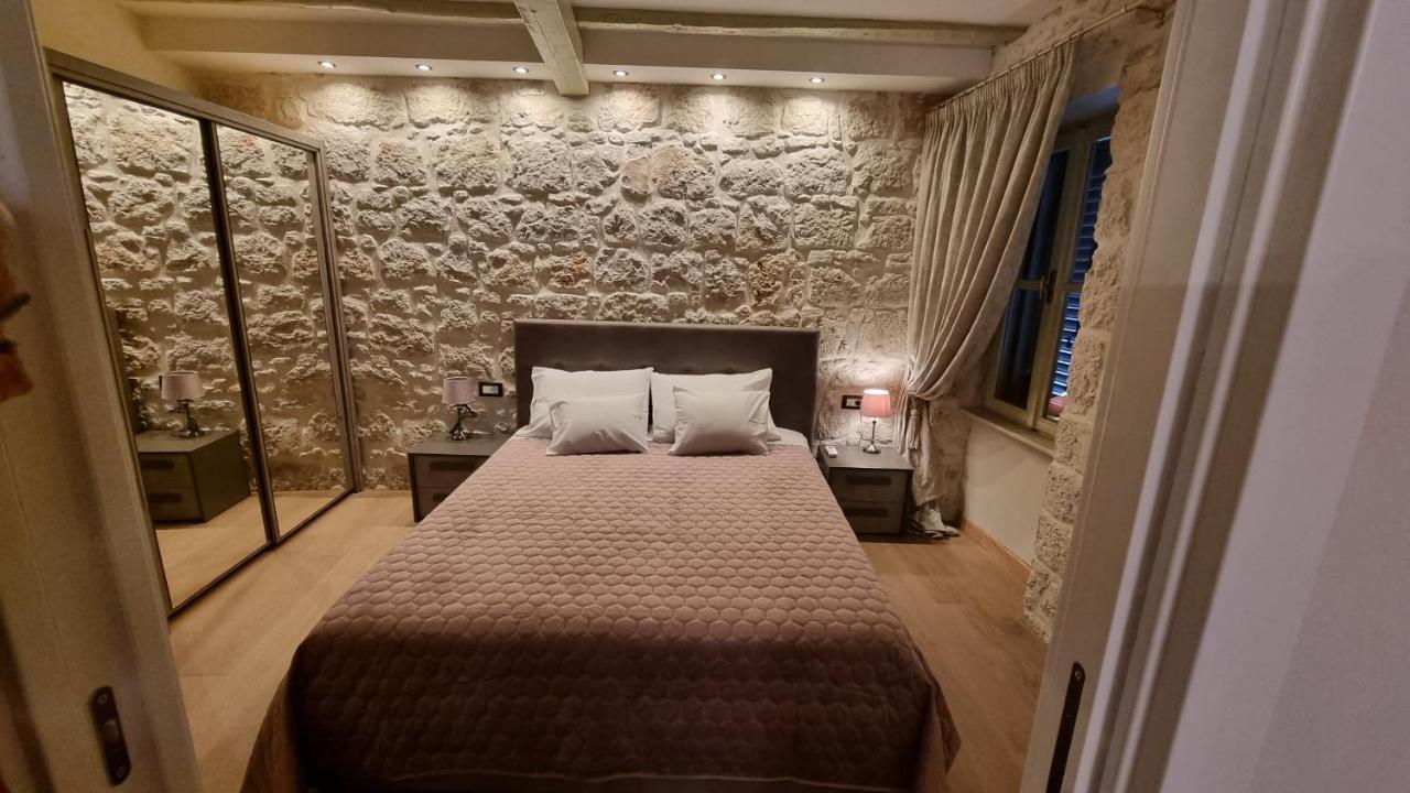 Dc II Downtown Apartment Rovinj Eksteriør billede